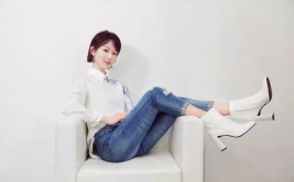 娱乐吃瓜直播杨紫视频下载,网友争相下载重温